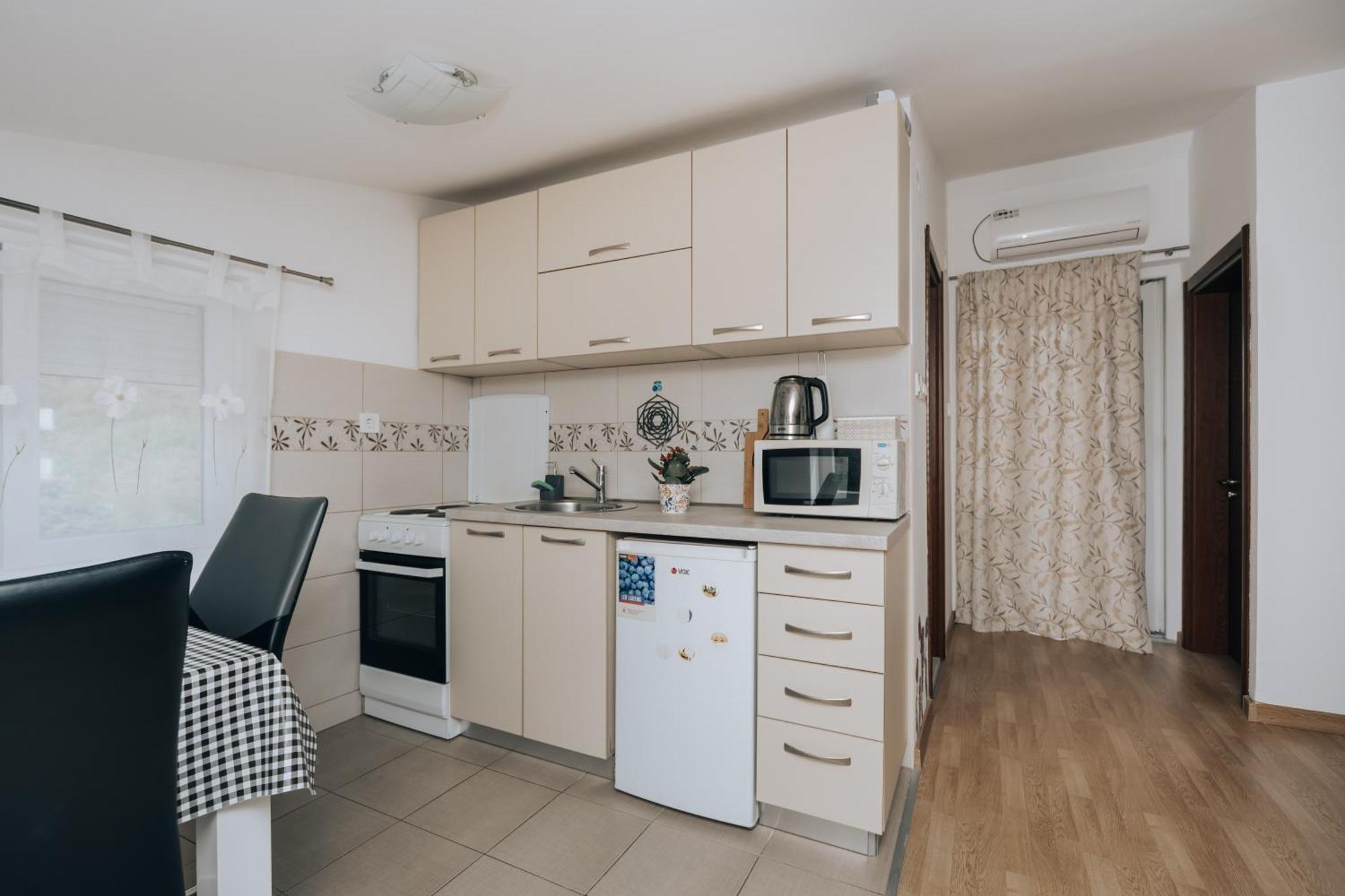 Paradise Bay Apartments コトル エクステリア 写真