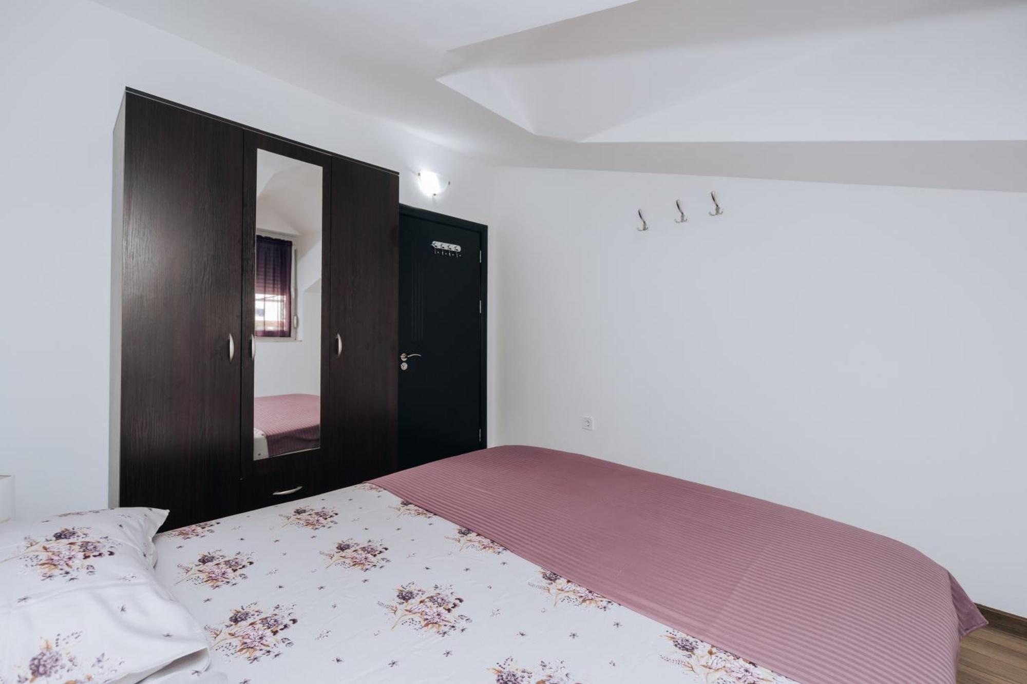Paradise Bay Apartments コトル エクステリア 写真