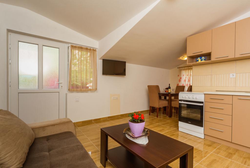 Paradise Bay Apartments コトル エクステリア 写真