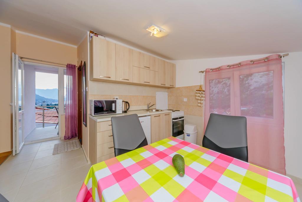 Paradise Bay Apartments コトル エクステリア 写真